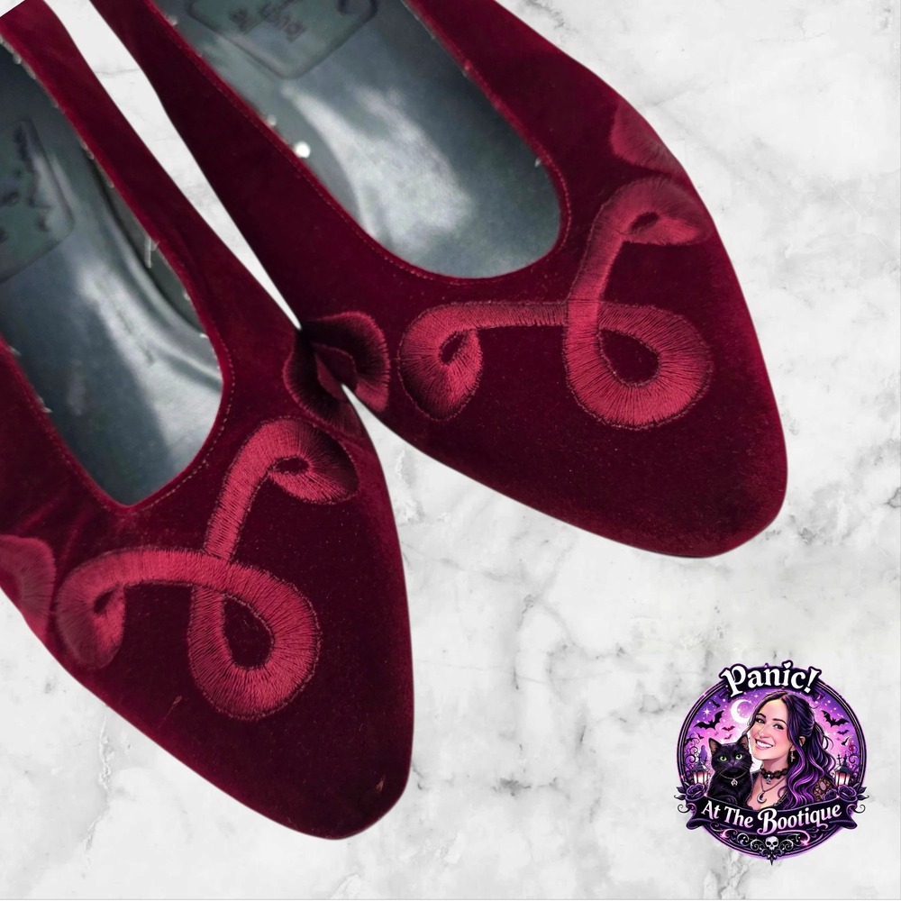 Vtg Italian Leather Velvet Heels Women 7M Burgundy Romantic Gothic Whimsygoth